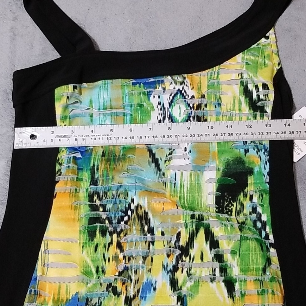 Goa Multicolor Abstract Print Dress In A Size 6 - Picture 4 of 7